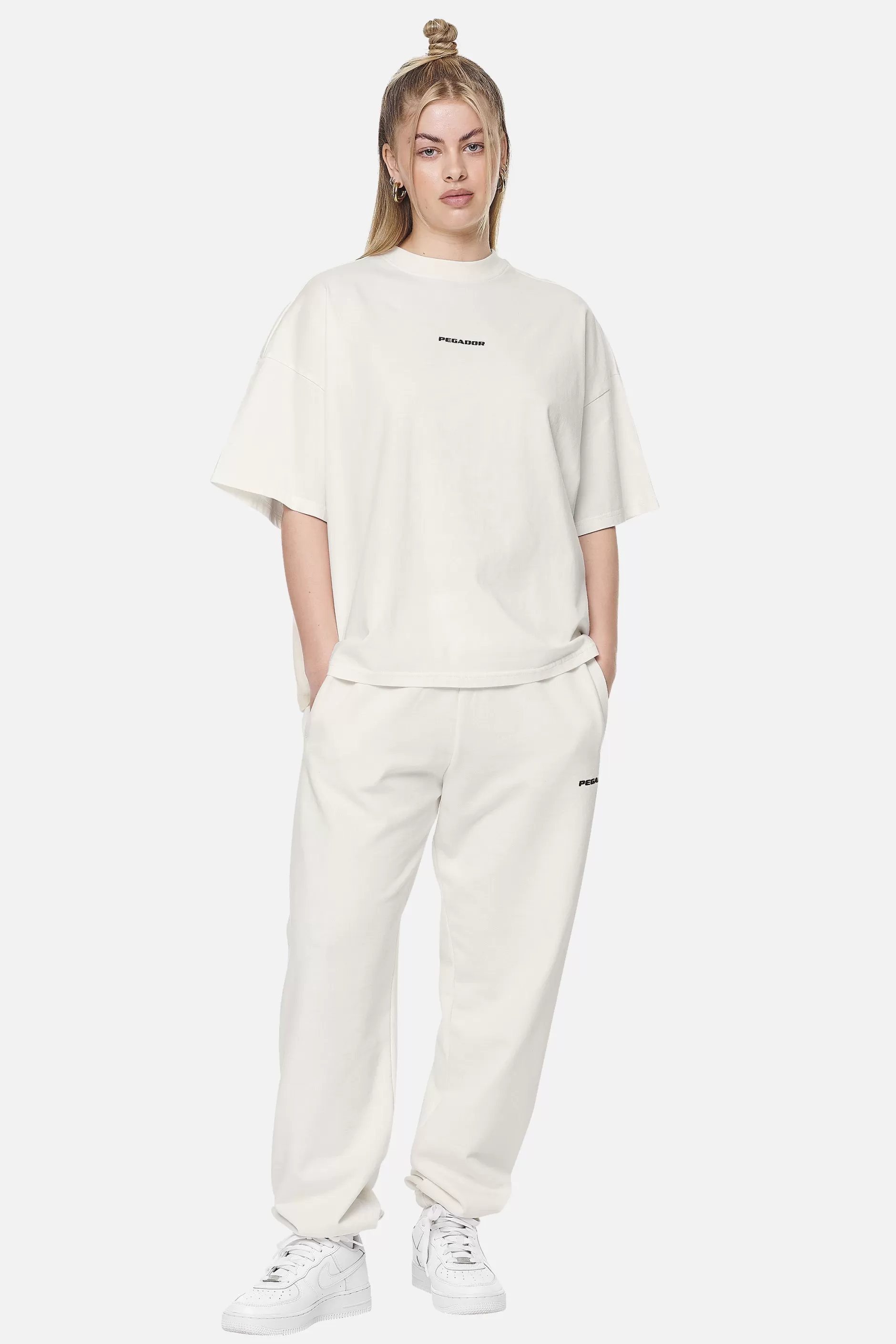 Arendal Logo Heavy Oversized Tee -Pegador Hot