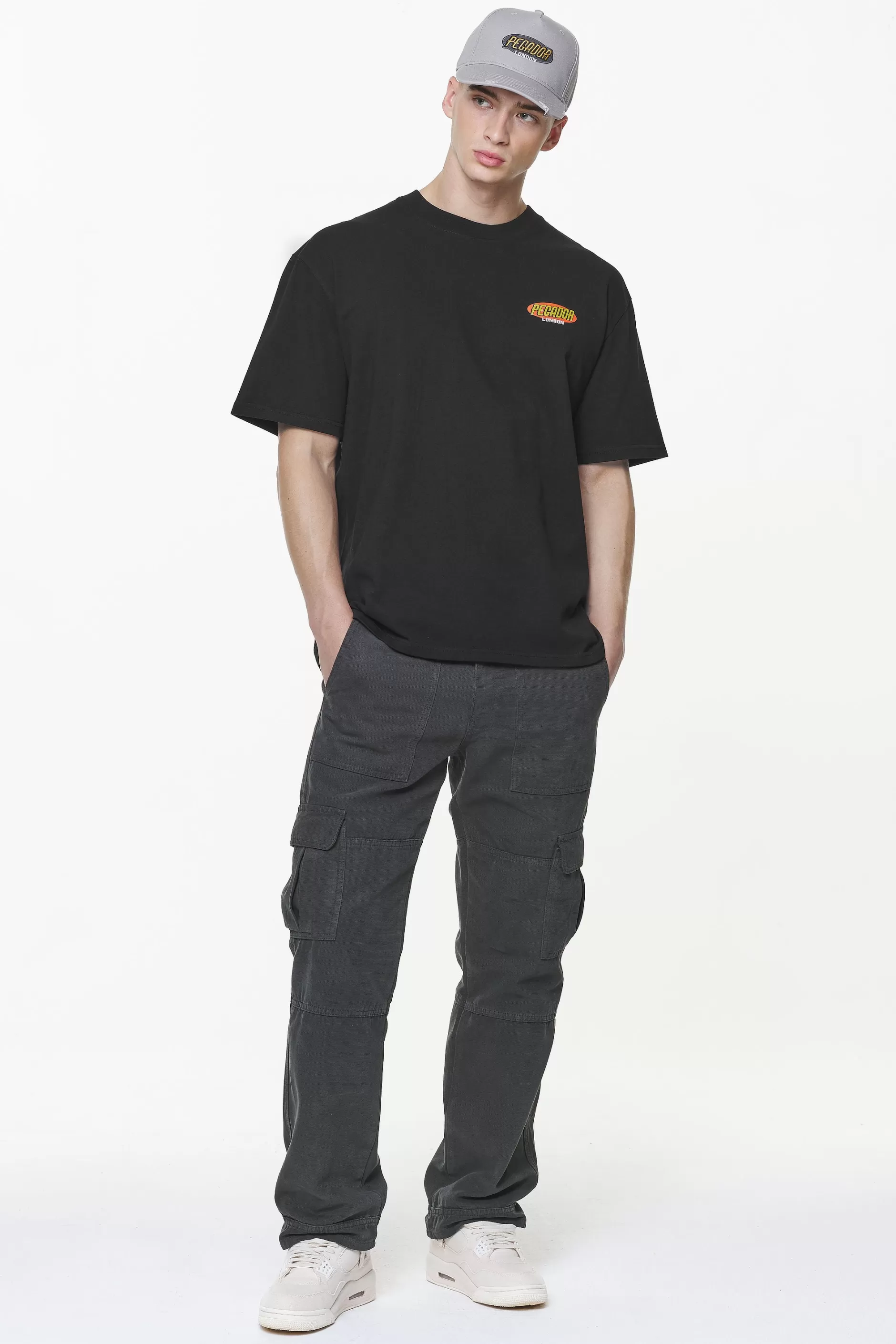 Docks Oversized Tee -Pegador Best