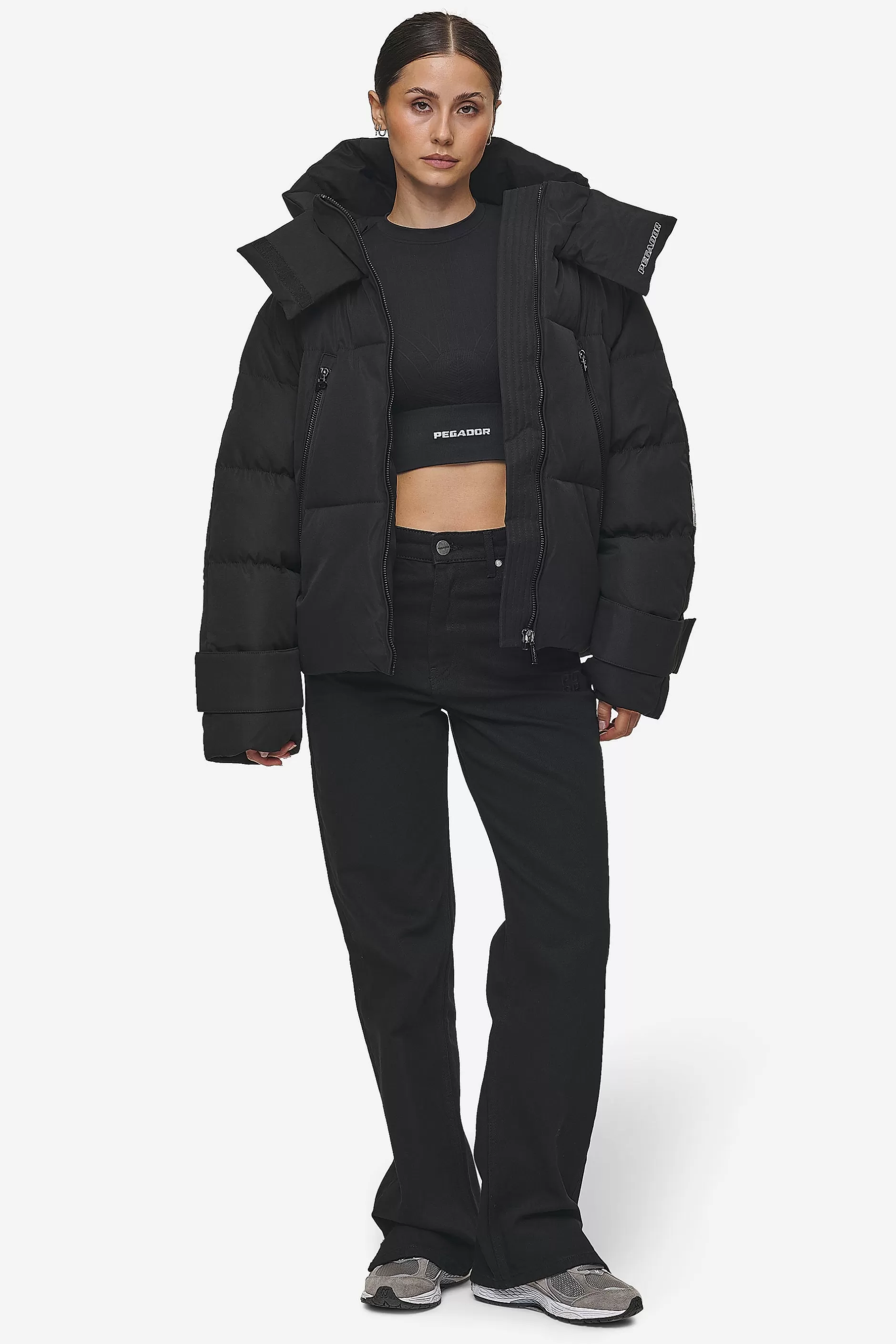 Fira Oversized Puffer Jacket Black-Pegador New