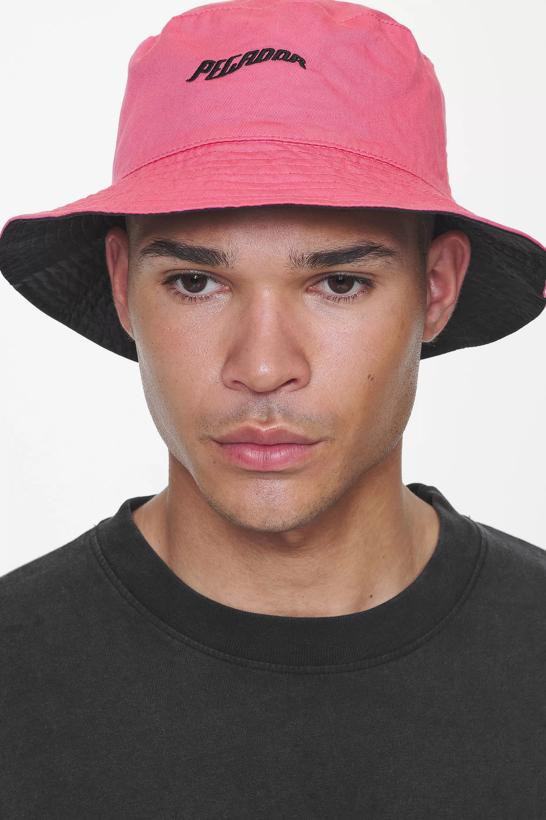 Juan Reversible Bucket Hat Black Strawberry-Pegador Clearance